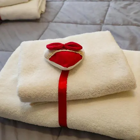 Cineroma בית הארחה 3*