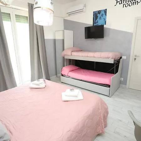 Cineroma בית הארחה